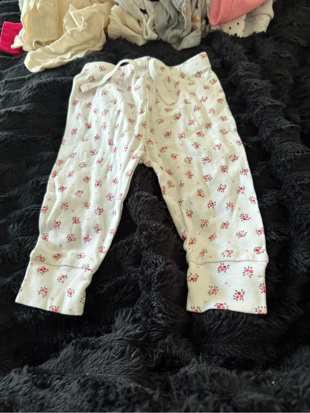 9 Pairs Of Pants 6-12 month Baby Girl